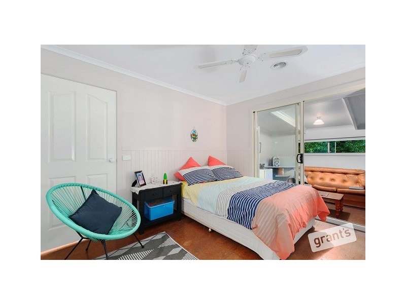 5 Bridle Place, Pakenham VIC 3810