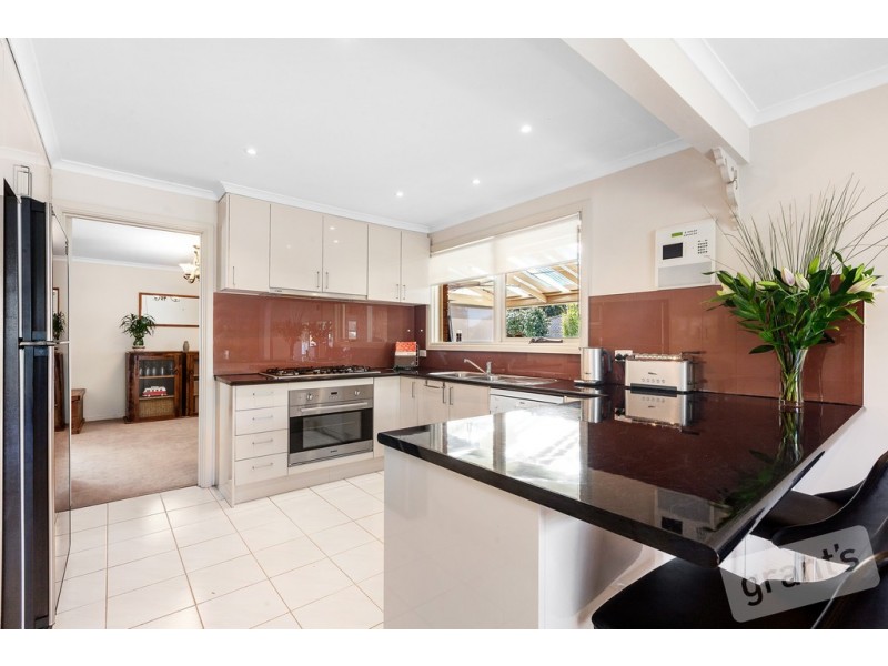 42 Bournevale Drive, Berwick VIC 3806