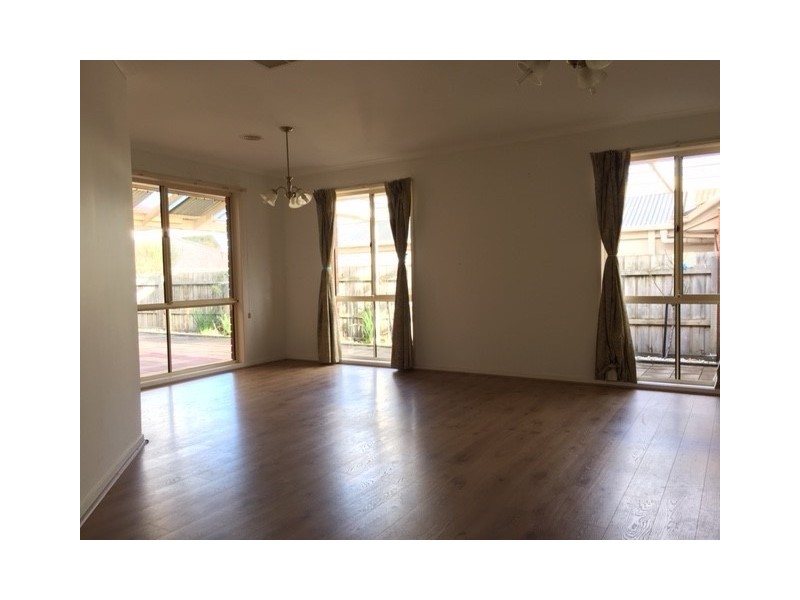 10 Yiota Court, Berwick VIC 3806
