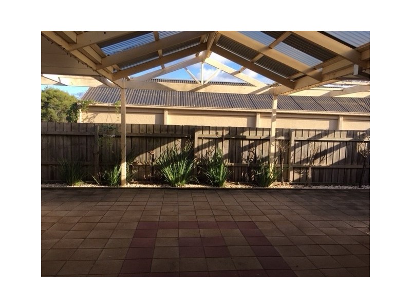 10 Yiota Court, Berwick VIC 3806