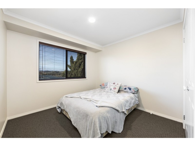 26 Jarryd Crescent, Berwick VIC 3806