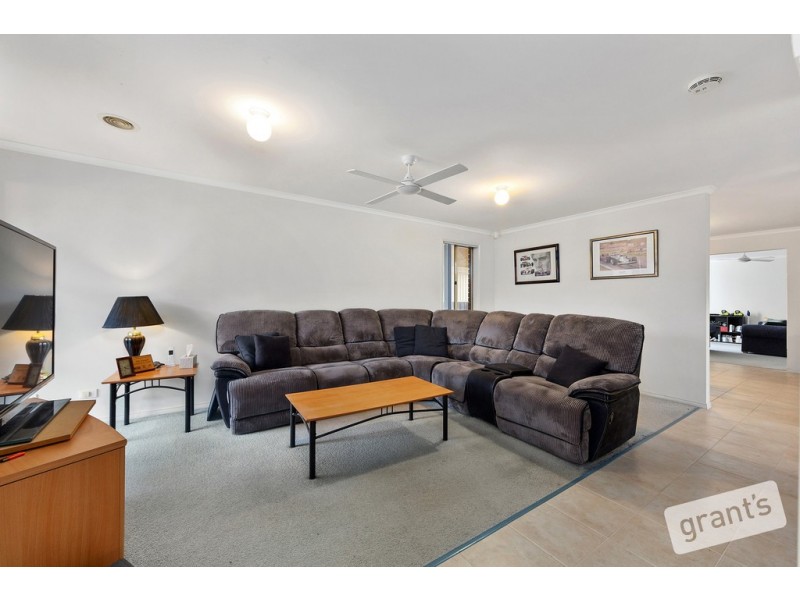 70 Hancock Drive, Berwick VIC 3806
