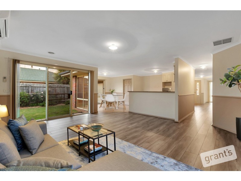 14 Terri-Ester Drive, Berwick VIC 3806