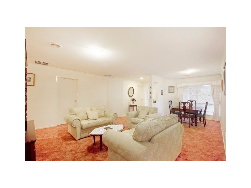 32 Sanctuary Drive, Beaconsfield VIC 3807