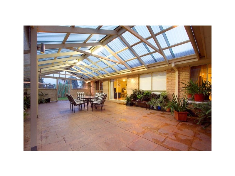 32 Sanctuary Drive, Beaconsfield VIC 3807