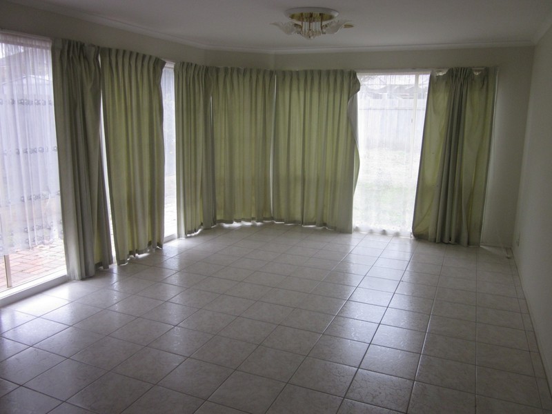 22 President Road, Narre Warren South VIC 3805