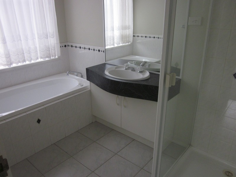 22 President Road, Narre Warren South VIC 3805