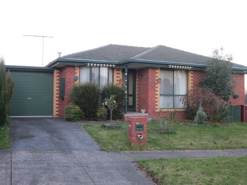 1/10 Topaz Place, Narre Warren North VIC 3804