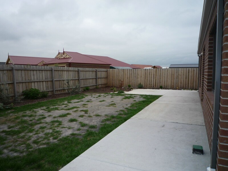 9 Amberley Drive, Pakenham VIC 3810