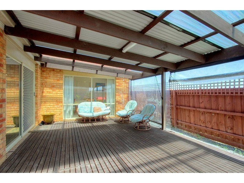 16 St Georges Road, Narre Warren South VIC 3805