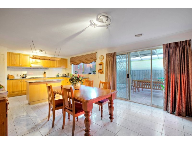 58 The Avenue, Narre Warren South VIC 3805