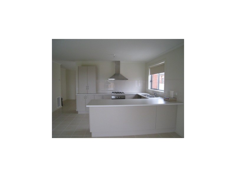 26 Domino Way, Hampton Park VIC 3976