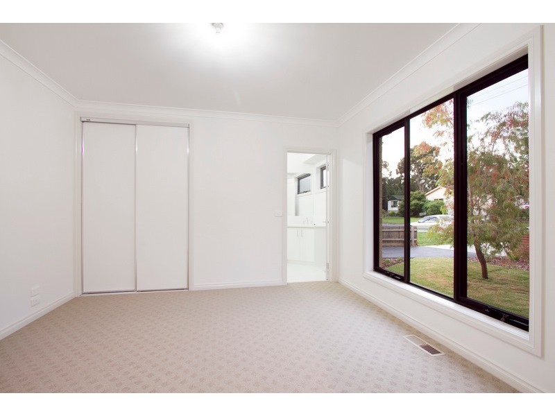 1/9 Gardiner Street, Berwick VIC 3806