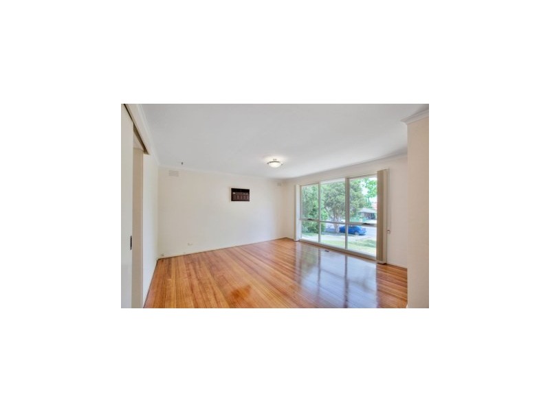 34 Saxonwood Drive, Narre Warren VIC 3805