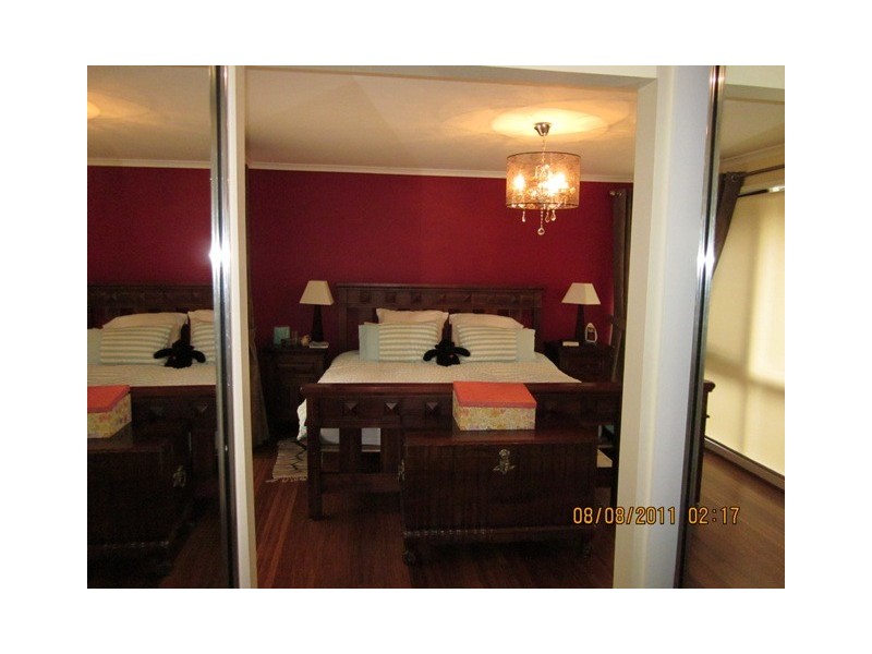 24 Royston Avenue, Berwick VIC 3806