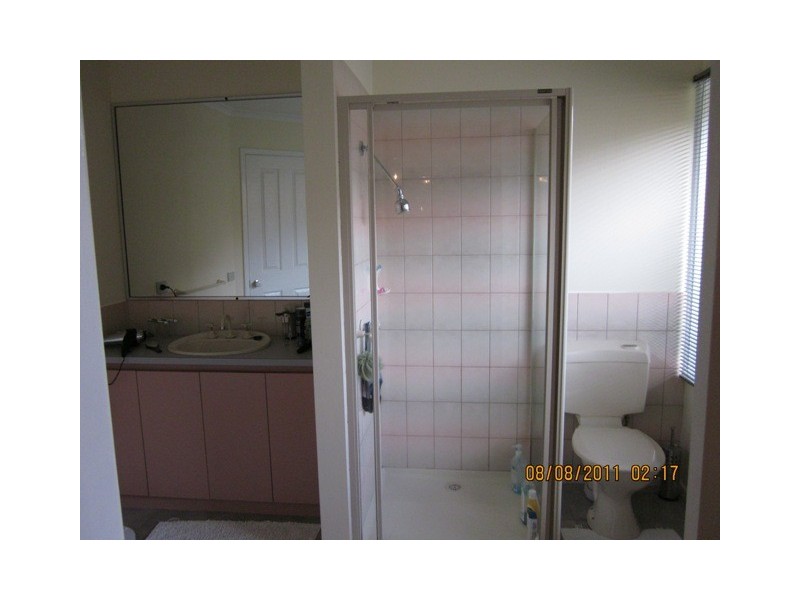 24 Royston Avenue, Berwick VIC 3806