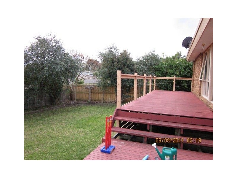 24 Royston Avenue, Berwick VIC 3806