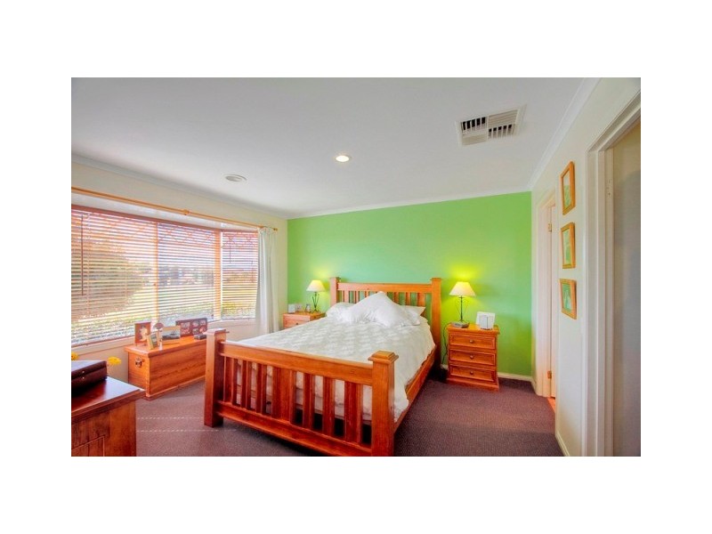 62 Tangerine Drive, Narre Warren South VIC 3805