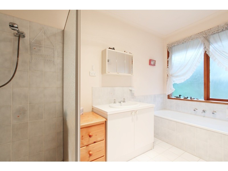 5 Pendula court, Narre Warren VIC 3805