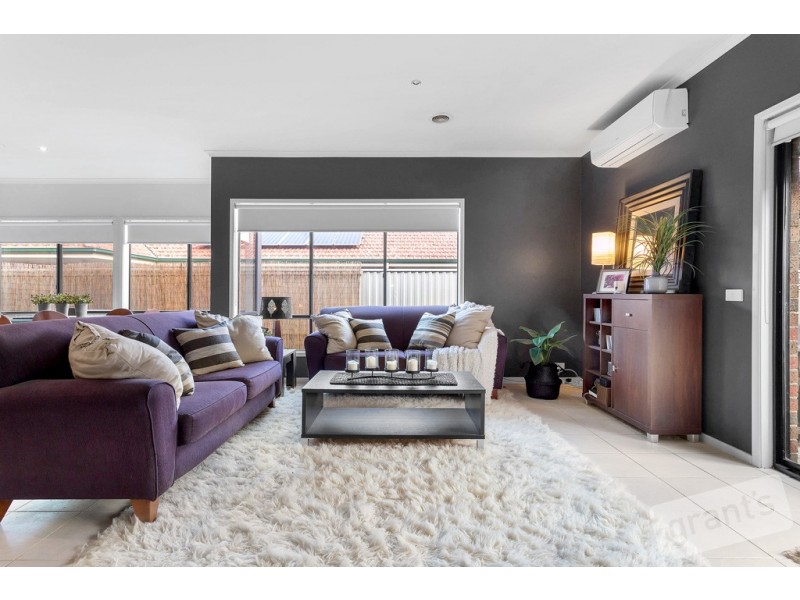 6 Frere Close, Pakenham VIC 3810