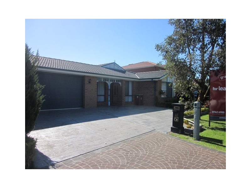 45 Sallybrook Circuit, Narre Warren VIC 3805
