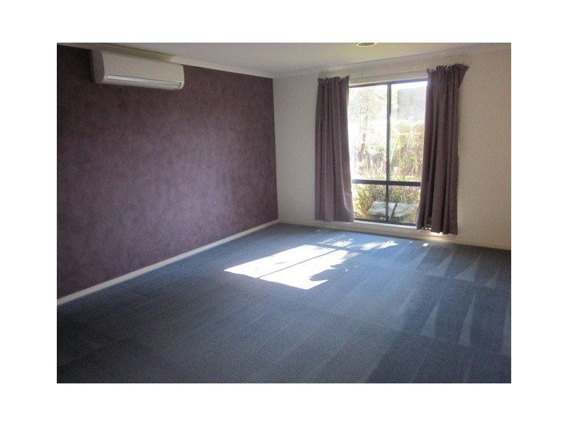 45 Sallybrook Circuit, Narre Warren VIC 3805