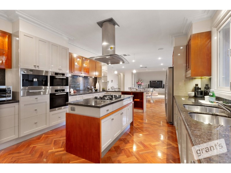 44-46 Caserta Drive, Berwick VIC 3806