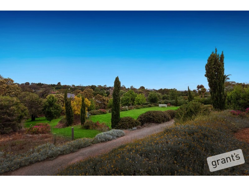 44-46 Caserta Drive, Berwick VIC 3806