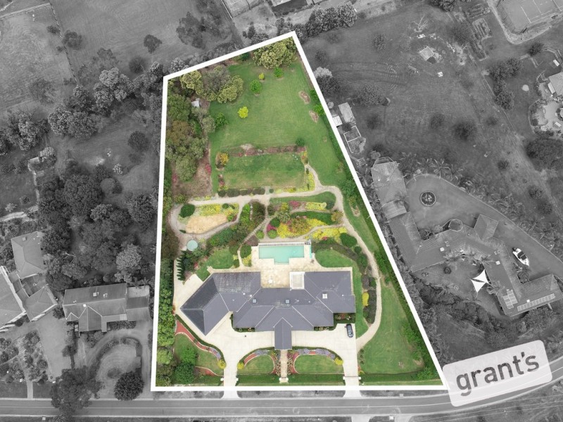 44-46 Caserta Drive, Berwick VIC 3806