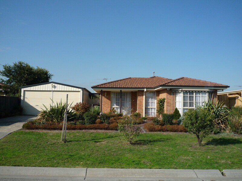 1 Insignia Crescent, Berwick VIC 3806