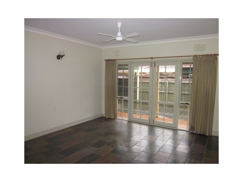 15 Emily Drive, Narre Warren VIC 3805