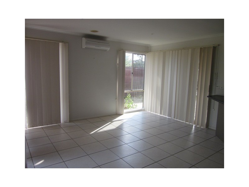 11 Azure Place, Narre Warren South VIC 3805