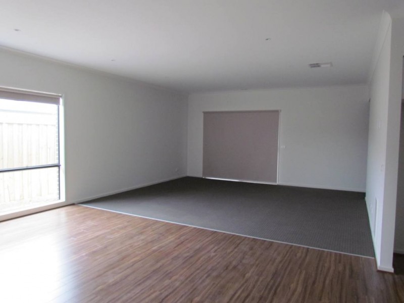 83 Brocker Street, Clyde North VIC 3978