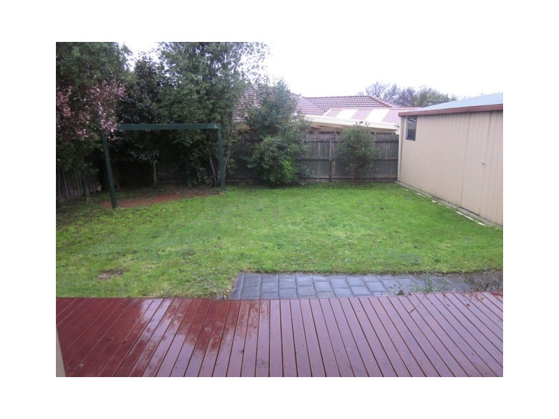 15 Emily Drive, Narre Warren VIC 3805