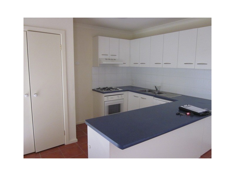 1/2-6 Jerilderie Drive, Berwick VIC 3806