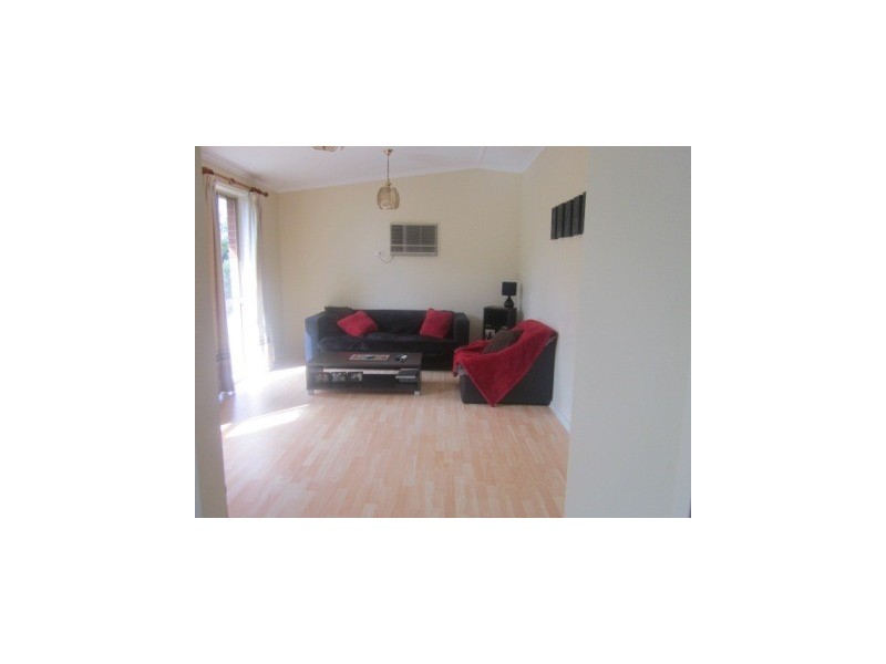 4 Moran Street, Narre Warren VIC 3805