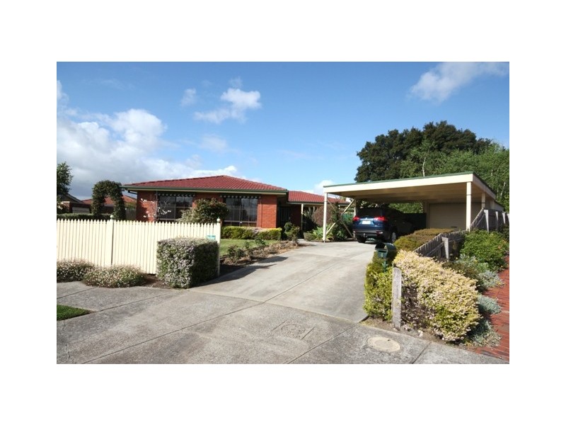 4 Emerald Court, Narre Warren VIC 3805