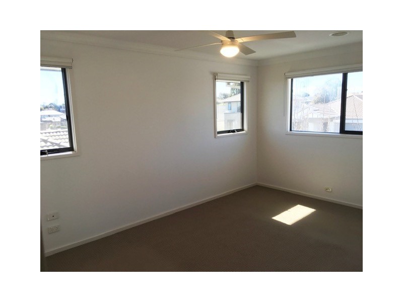 70 Meridian Circuit, Berwick VIC 3806