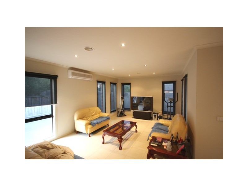 30 Ellen Road, Narre Warren South VIC 3805