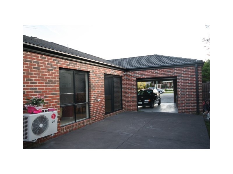 30 Ellen Road, Narre Warren South VIC 3805