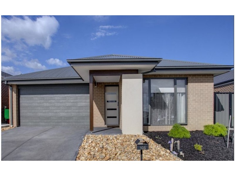 105 Selandra Boulevard, Clyde North VIC 3978