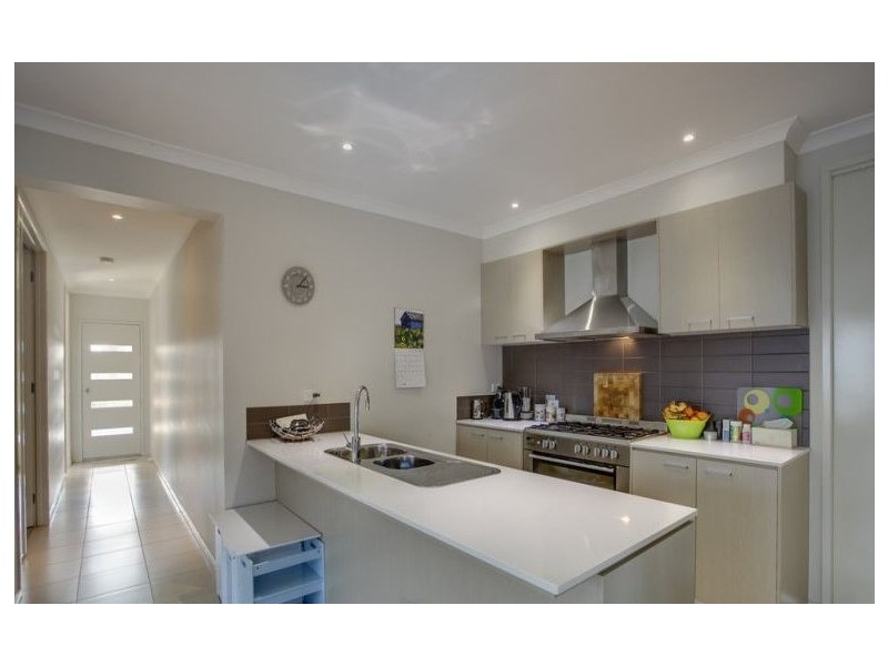 105 Selandra Boulevard, Clyde North VIC 3978