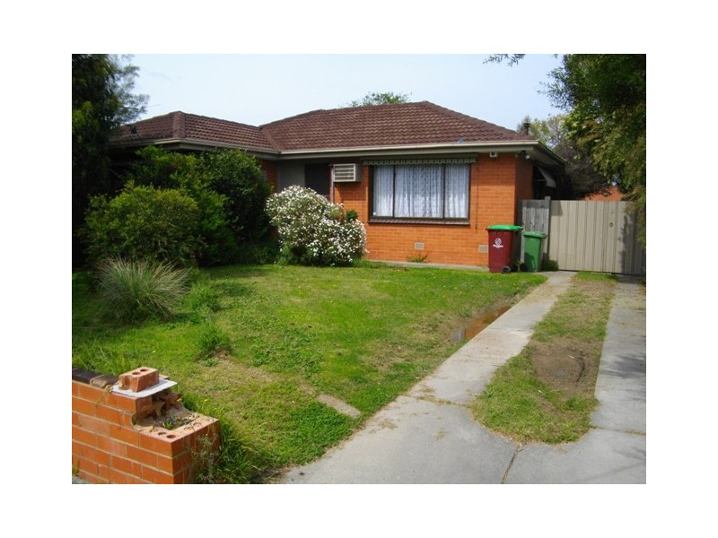 11 Cornwall Street, Hallam VIC 3803