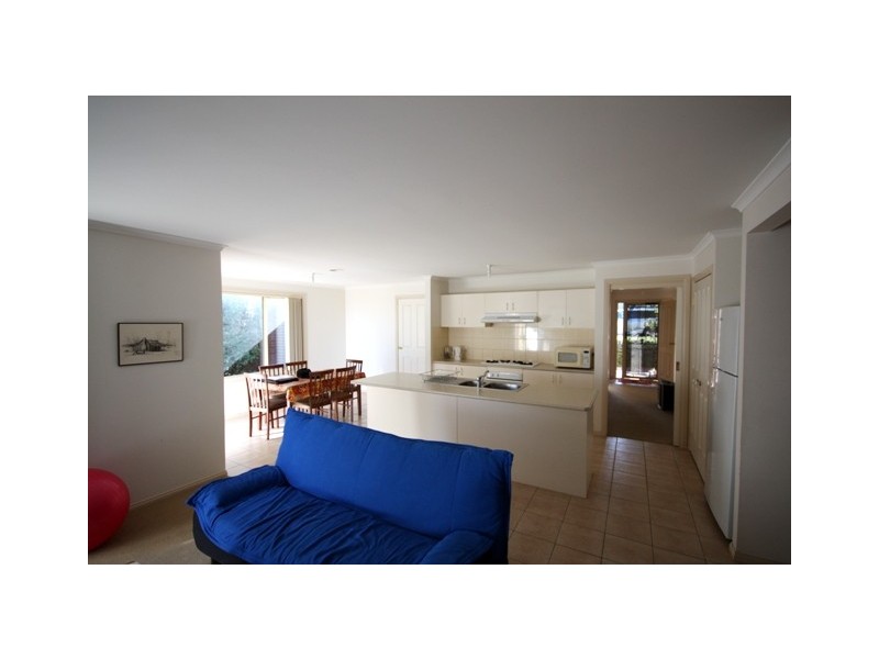 17 Turella Close, Berwick VIC 3806