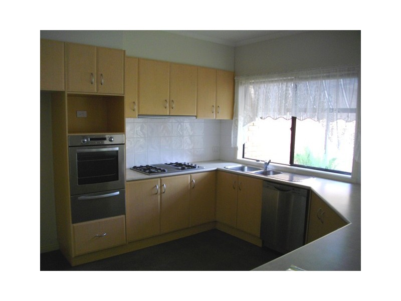 10  Sassafras Close, Pakenham VIC 3810