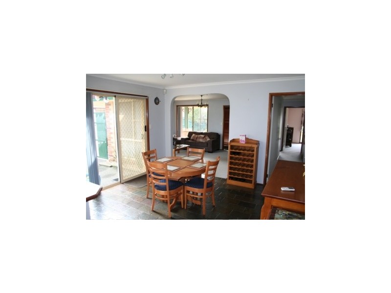 9 Charter Close, Berwick VIC 3806