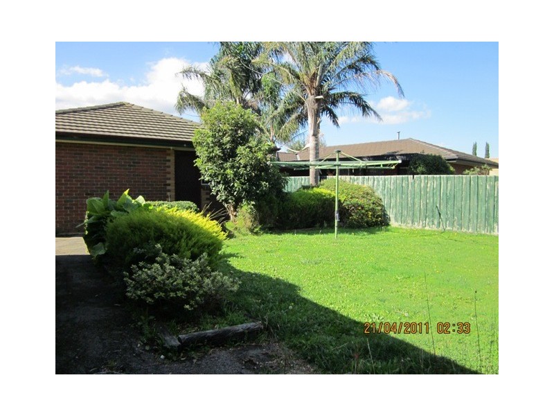 9 Charter Close, Berwick VIC 3806