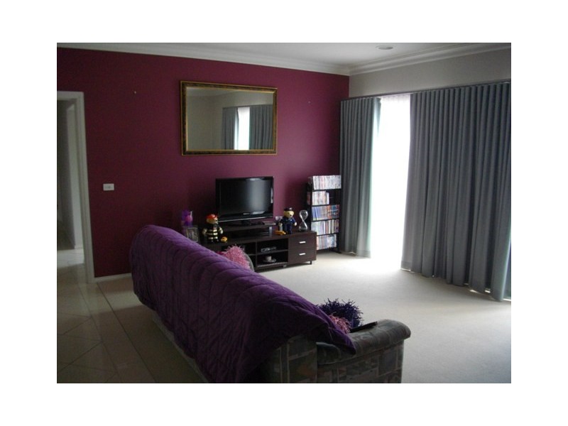 10  Cathedral Close, Pakenham VIC 3810