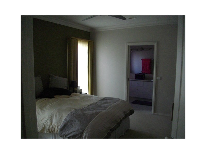 10  Cathedral Close, Pakenham VIC 3810