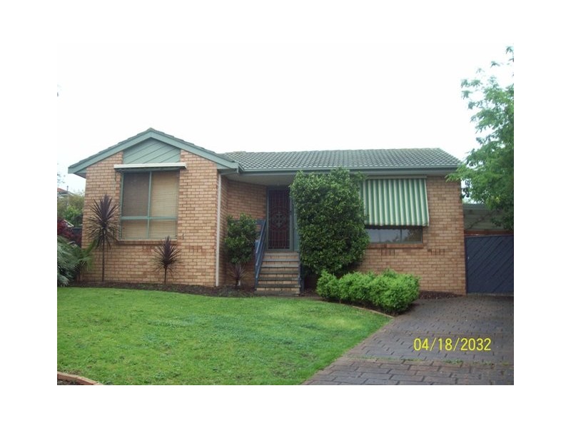 5 Houlden Court, Narre Warren VIC 3805